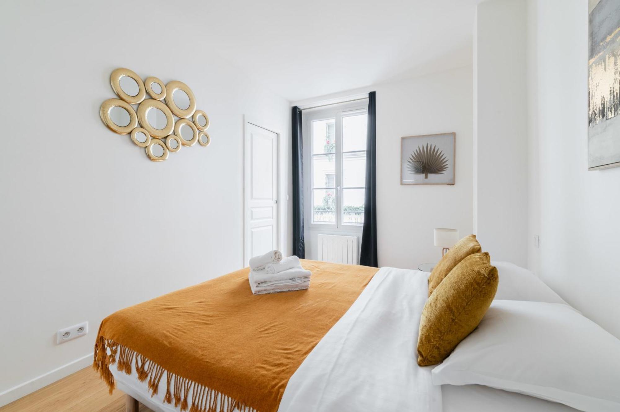 2 Pieces Renovee A Neuf Paris 5 - 4P - Flat-Guest Apartment Bagian luar foto