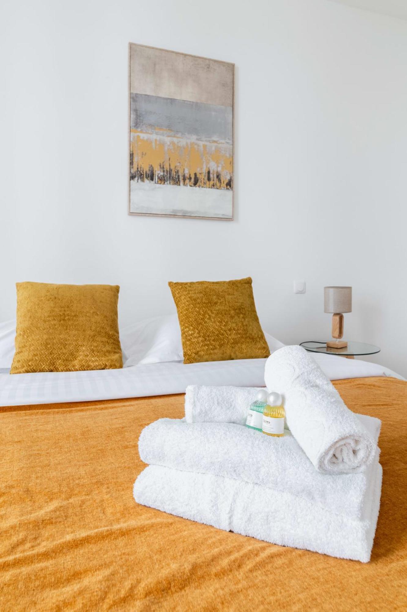 2 Pieces Renovee A Neuf Paris 5 - 4P - Flat-Guest Apartment Bagian luar foto